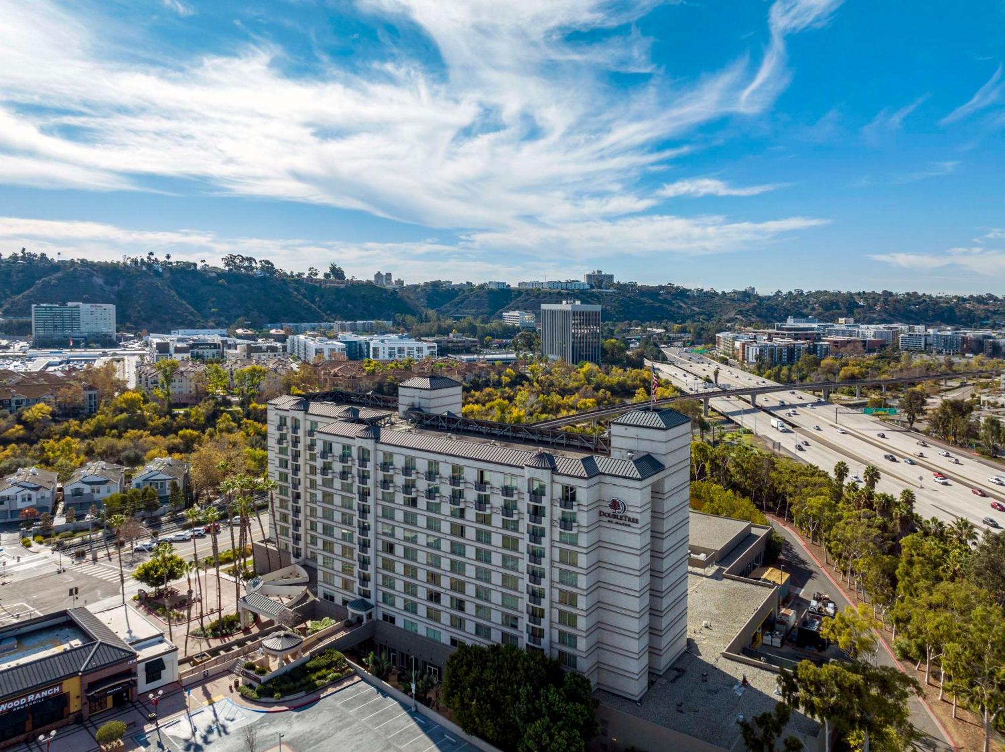Doubletree By Hilton San Diego-Mission Valley Экстерьер фото